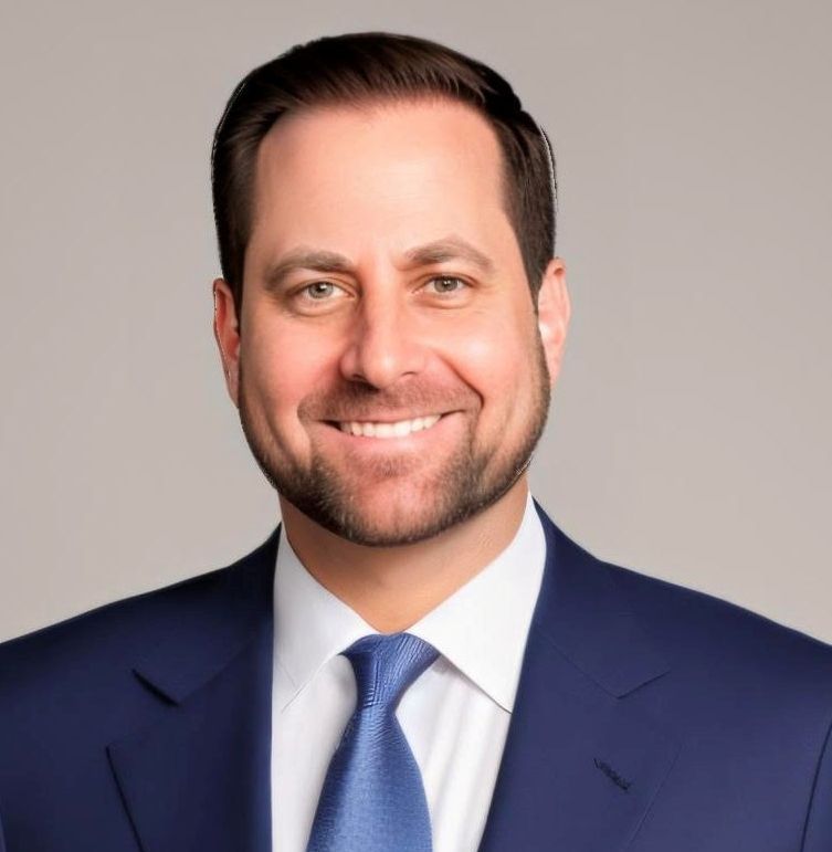 photo of Andrew Compton